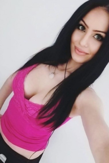 Malvina, Russian escort who offers dates in Florence (Florencia)